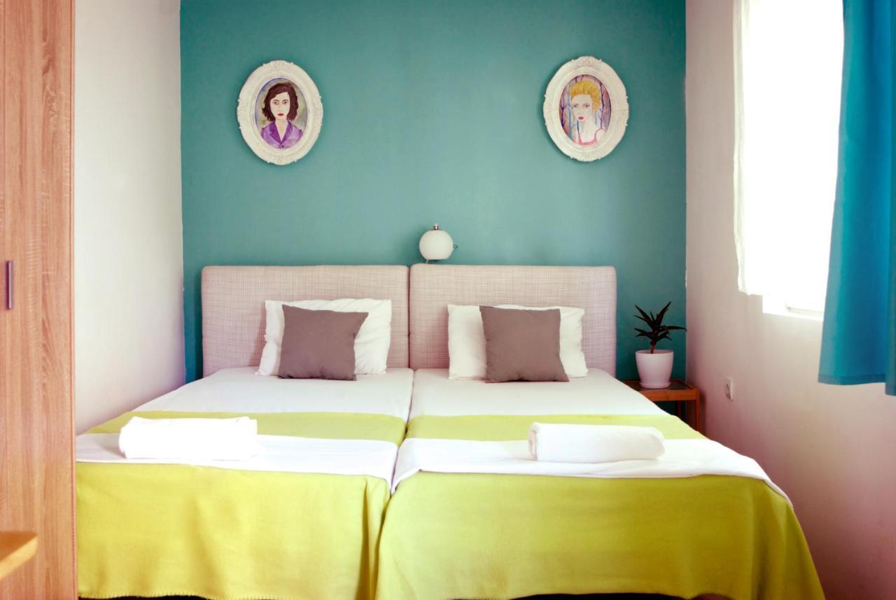 Universe Rooms & Apartments Σκόπια Εξωτερικό φωτογραφία